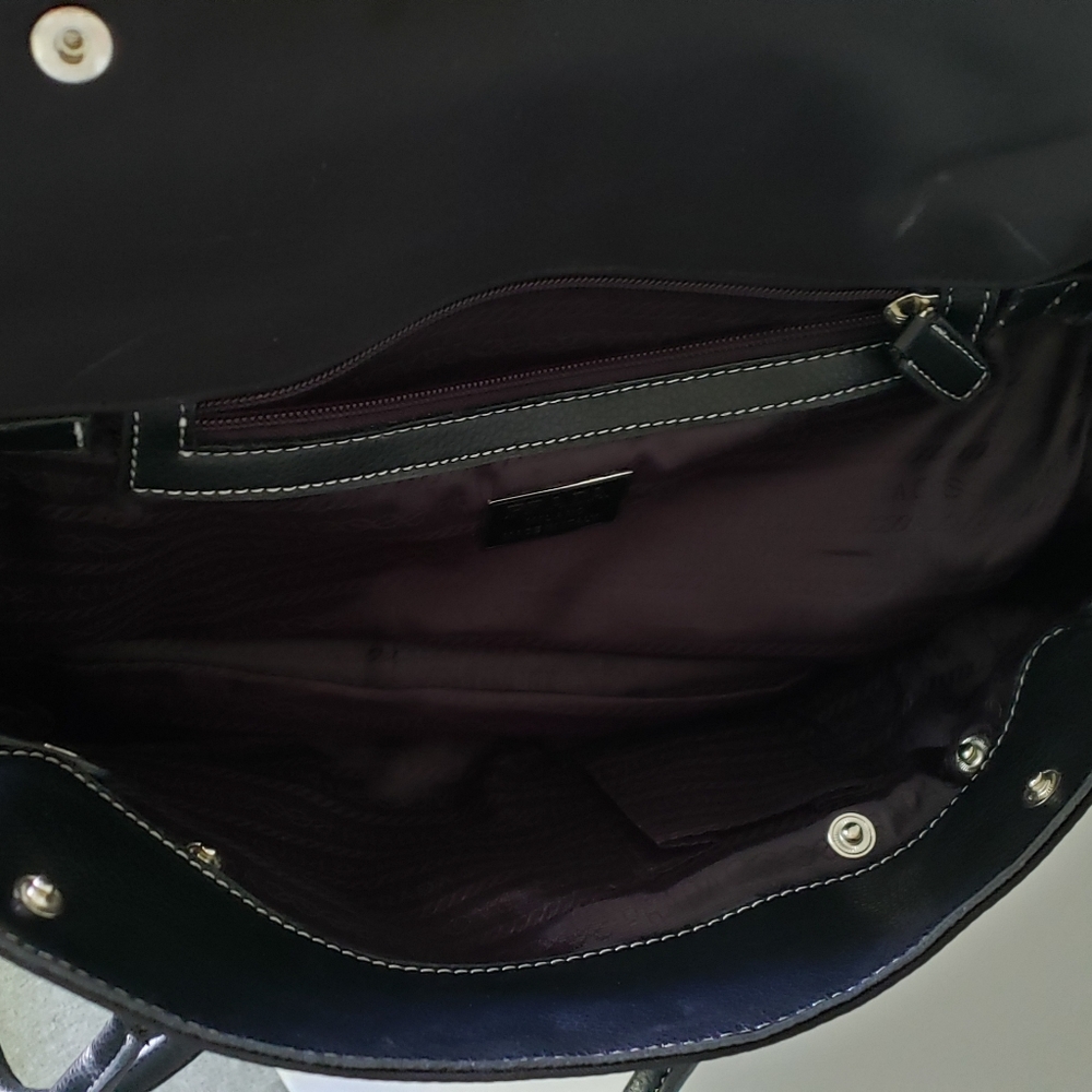 Prada handbag - Picture 10 of 10